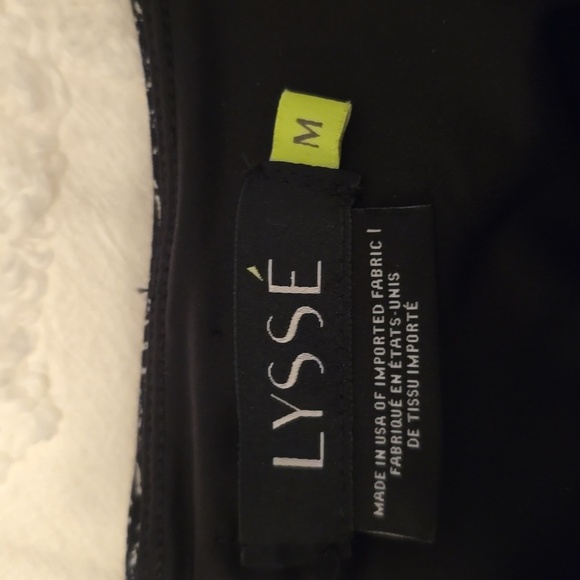 Lysse Black and White Patterned Leggings Size M (0718) - Picture 2 of 5